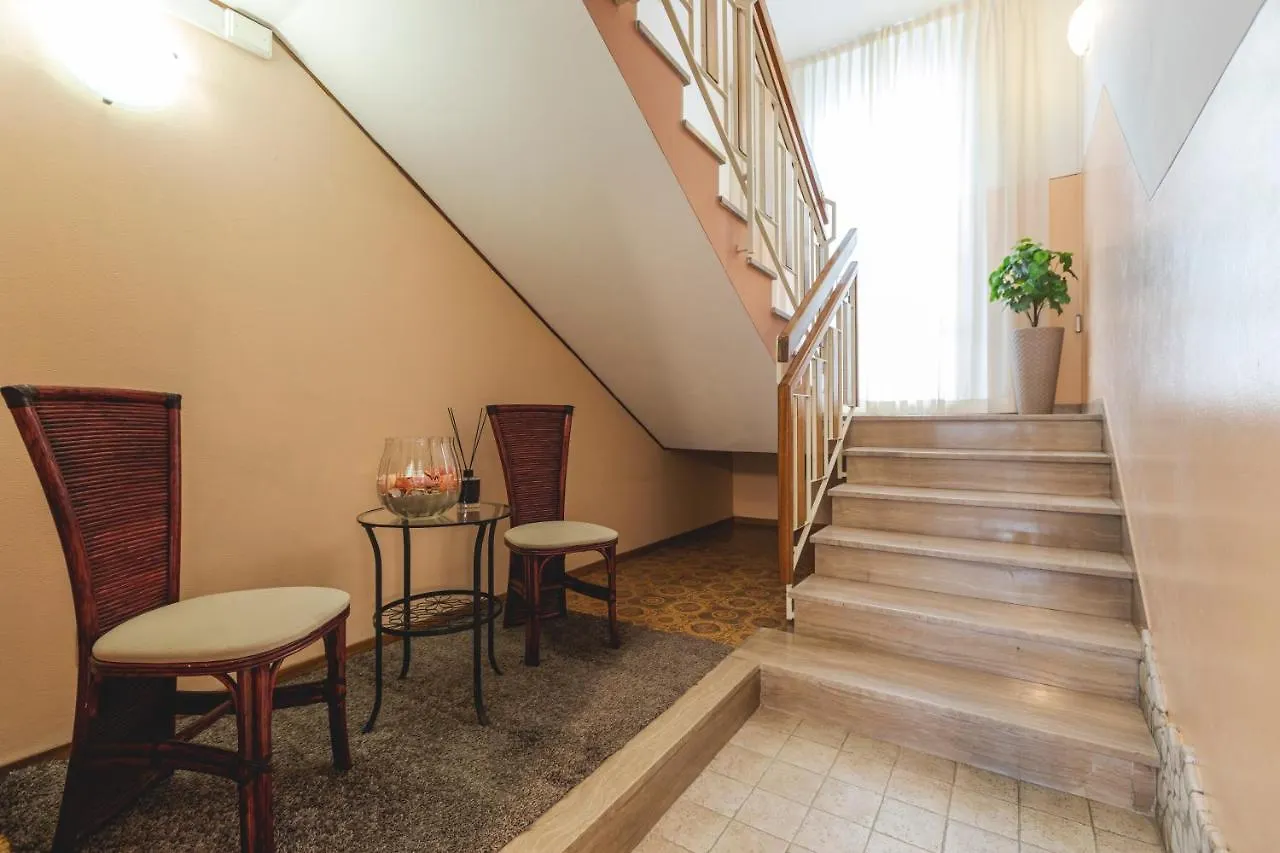 Hotel Clift Cervia 2*,