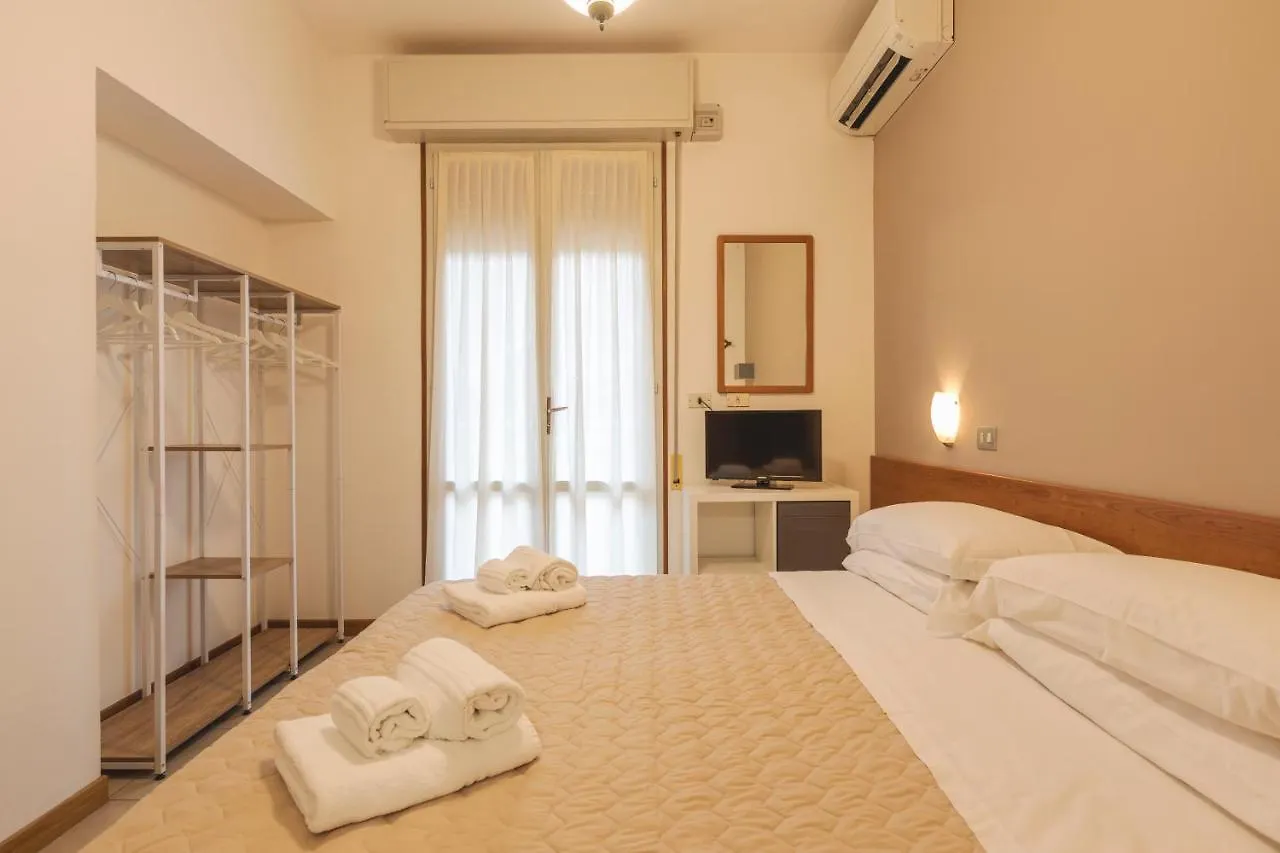 Hotel Clift 체르비아